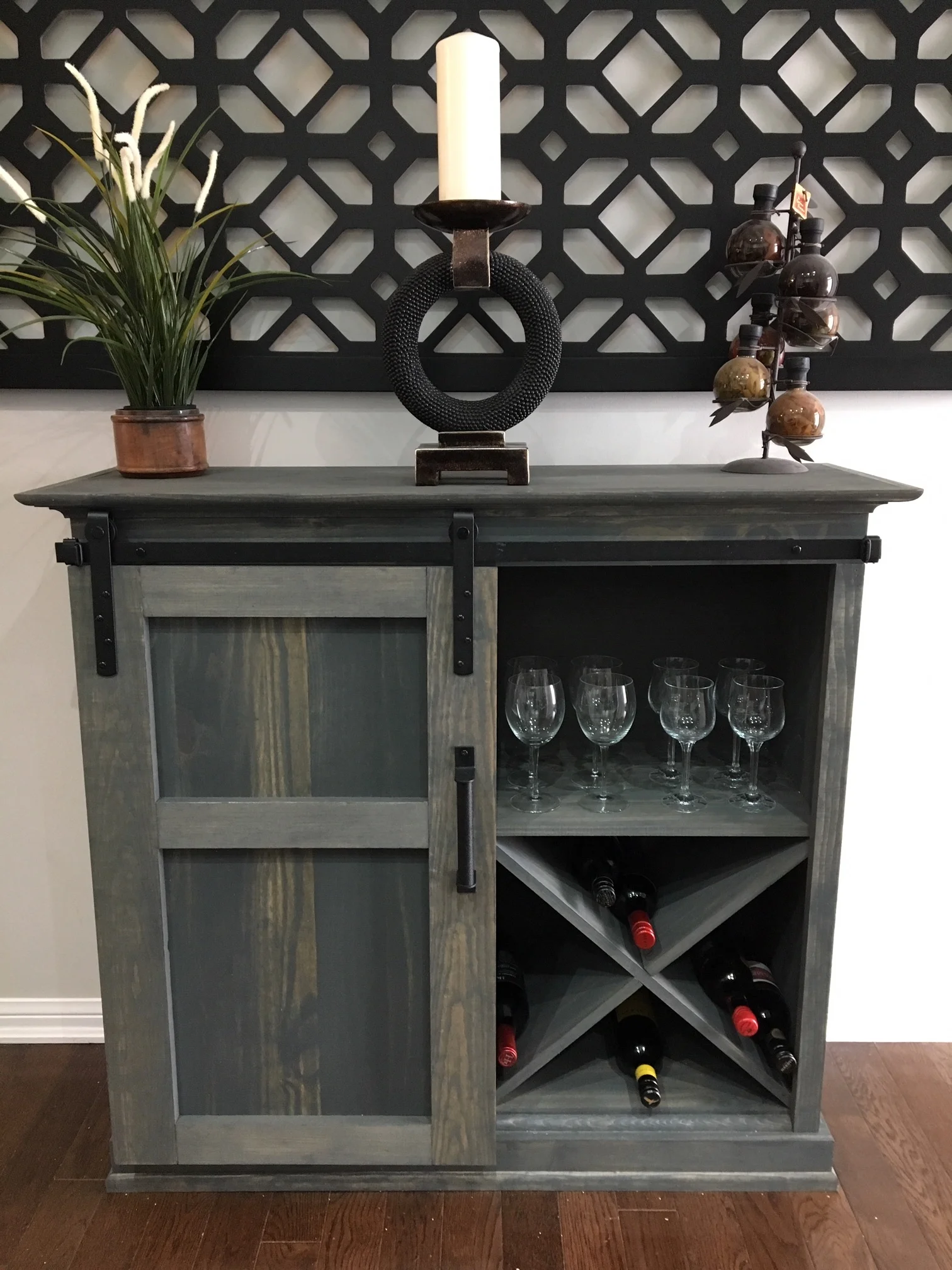  Size 42” x 16” x 40”   