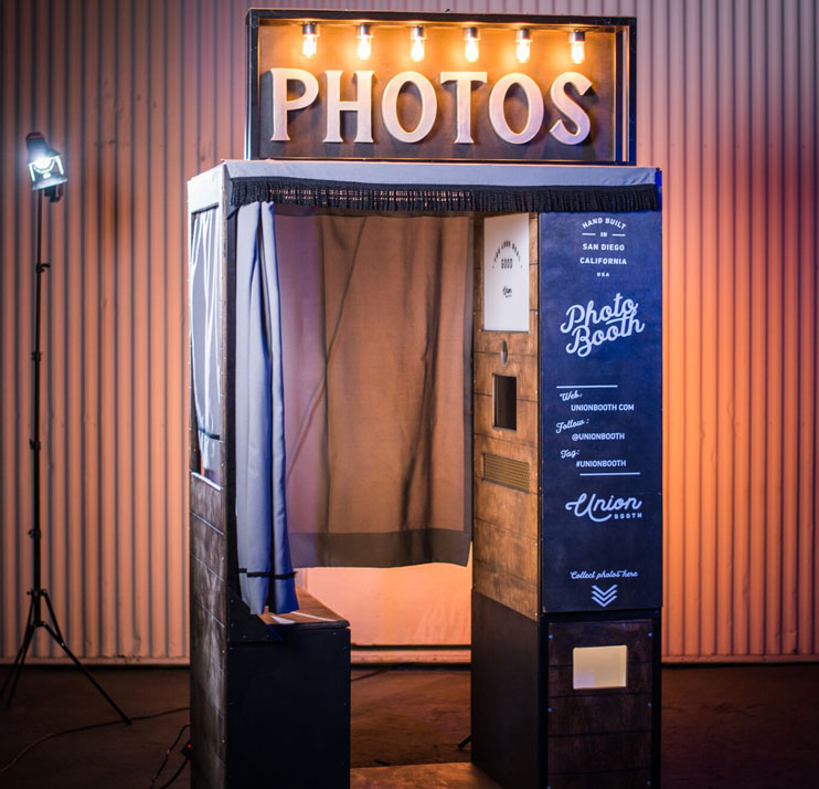 Where And How To Buy Photo Booths. Custom photo booths for venues ...