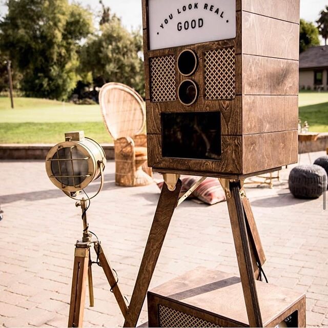 The Hawthorne is a wedding favorite! Tag newly engaged friends if you think they&rsquo;ll love this booth ✨

#sdphotobooth #orangecountywedding #sanjuanhillsgolfclub #sanjuanhillswedding #sandiegowedding #youlookrealgood #palmspringswedding