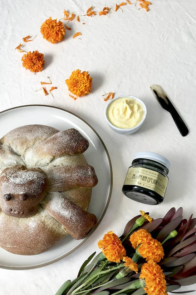  Black Sesame Pan de Muerto