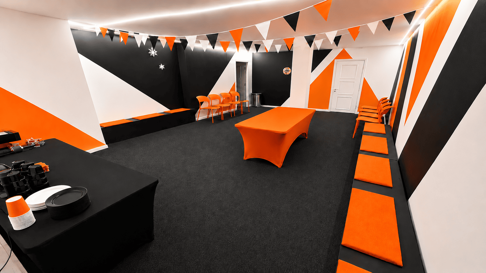 Conference and events room for corporate meetings and team building in Leicester