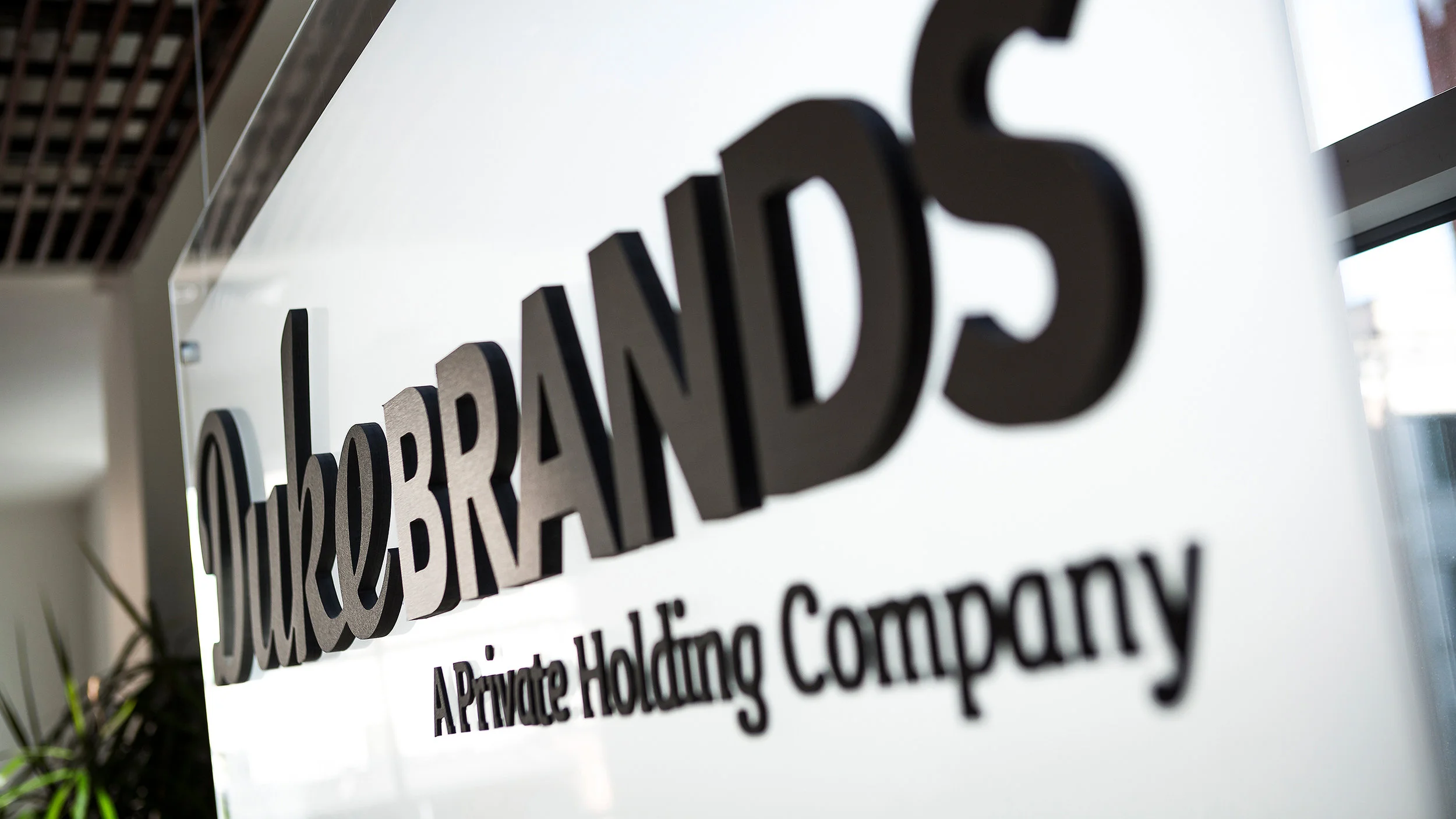 DUKE_BRANDS_01.jpg