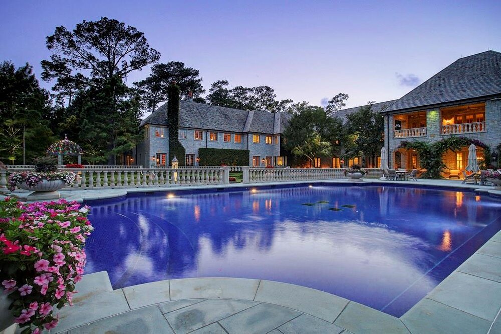 #1 Most expensive homes in Houston swimming pool.jpg