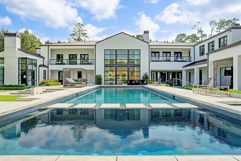 #2 Most expensive home in Houston pool.jpg