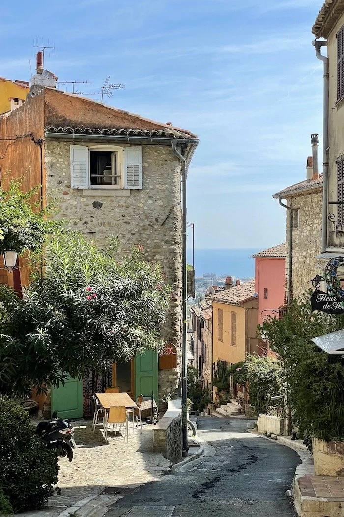 Haute de Cagnes village lane with ocean view