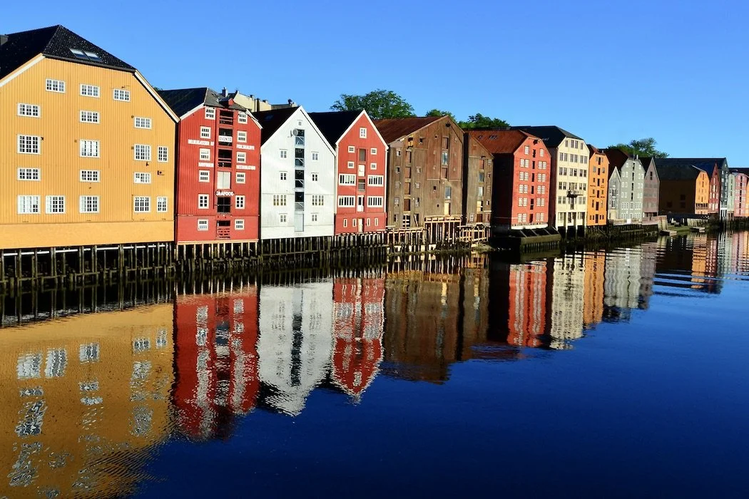 Reflections historic buildings Trondheim Norway.JPG