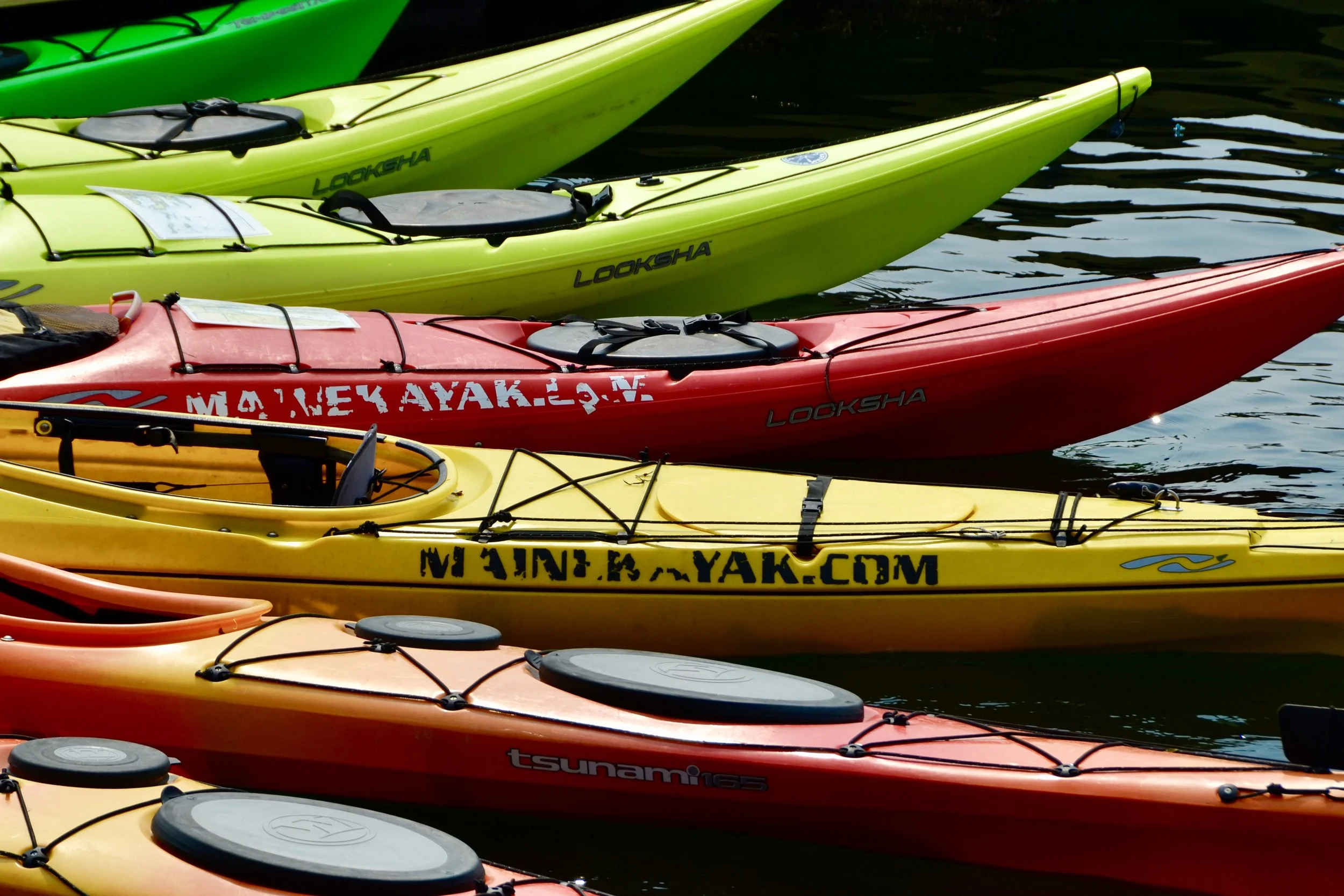 Boats kayaks Boothbay harbor Maine