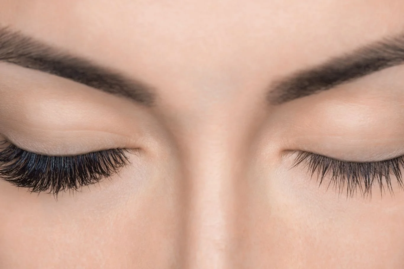 What All Brides Need To Know About Eyelash Extensions