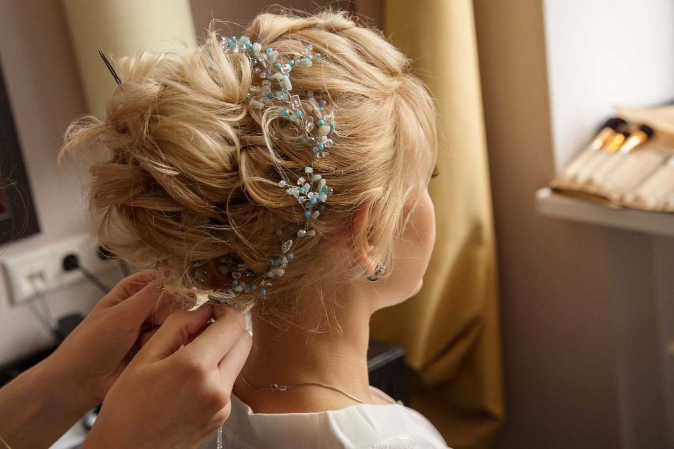 Your Lovely Wedding Hair! Part 1: Pre-Bridal Hair Care Schedule — Blog  Nanoil United States
