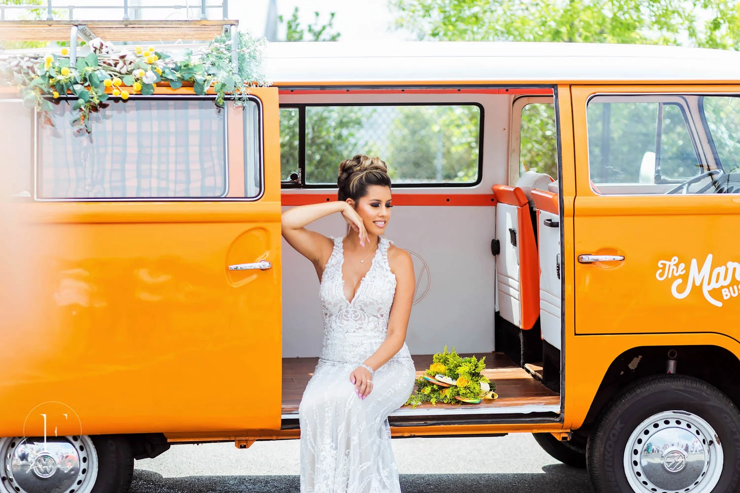 marigold-bus-photobooth-hustle-in-heels-conference-photography-fancy-boudoir-mgm-national-harbor-columbia-trunetta-atwater