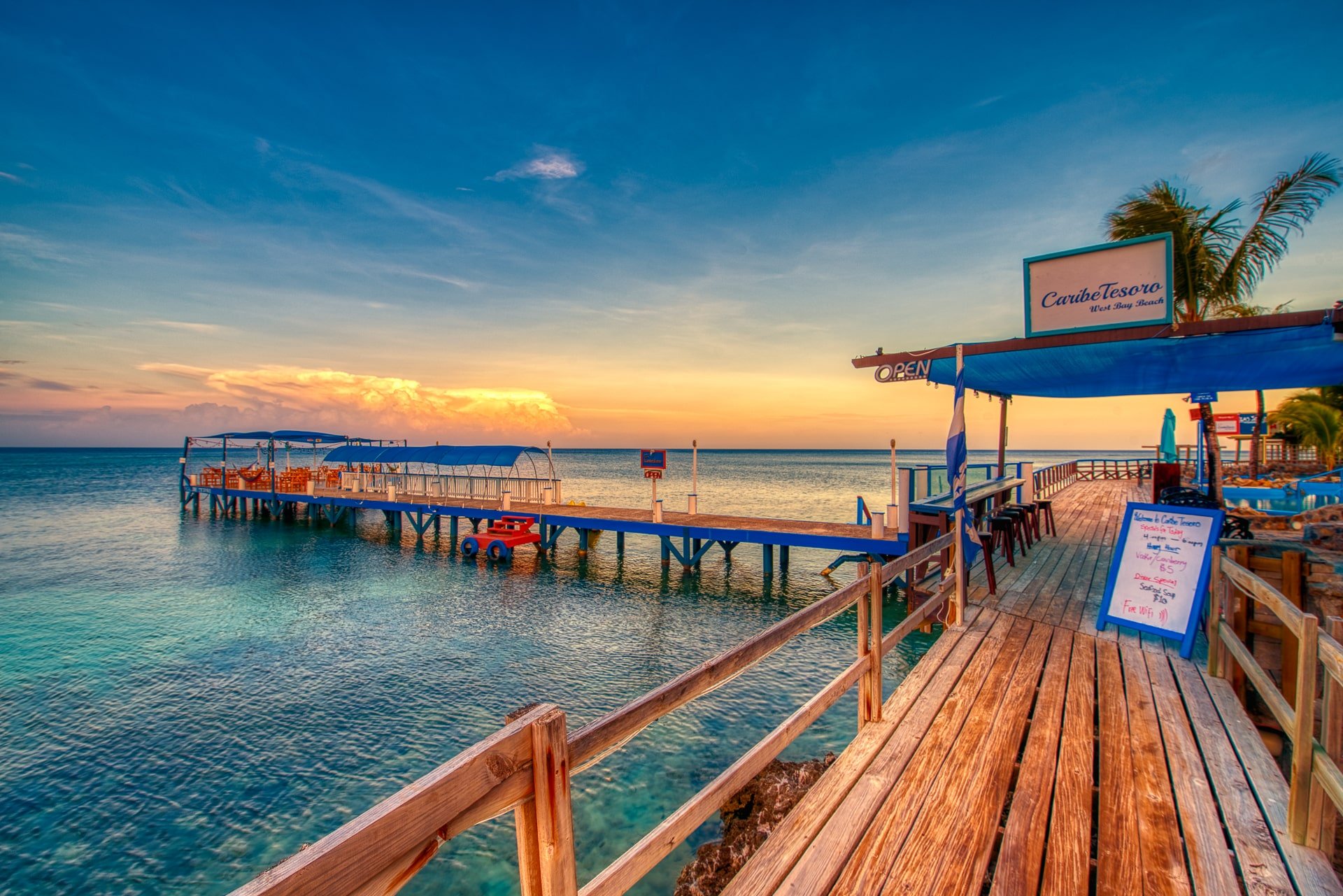 Caribe Tesoro Roatan Honduras Resort Número Uno en la Clasificación