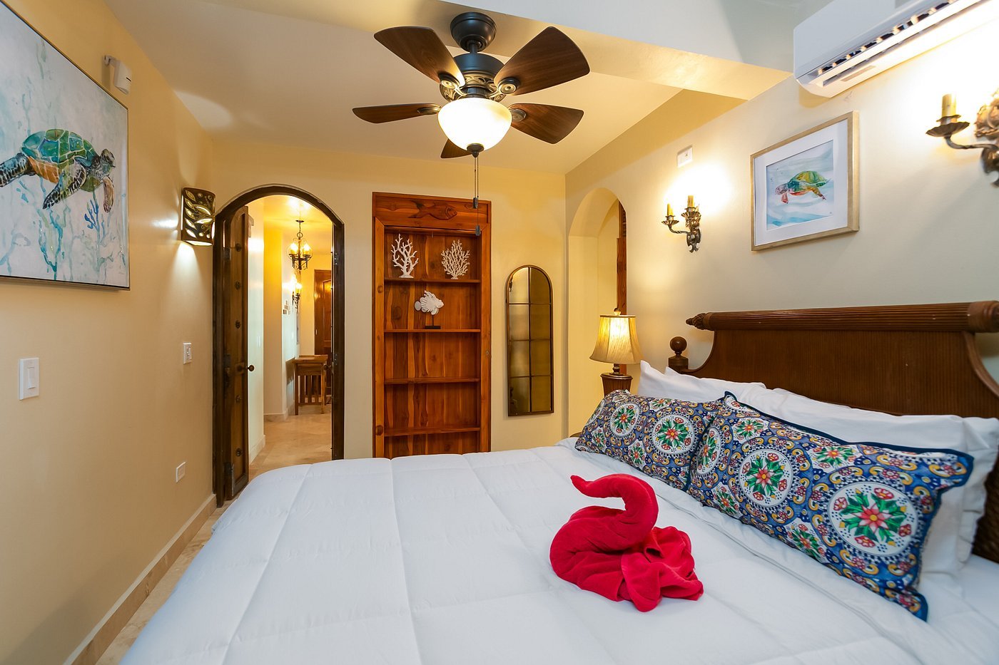 Caribe Tesoro Resort Roatan Honduras Dormitorio Principal