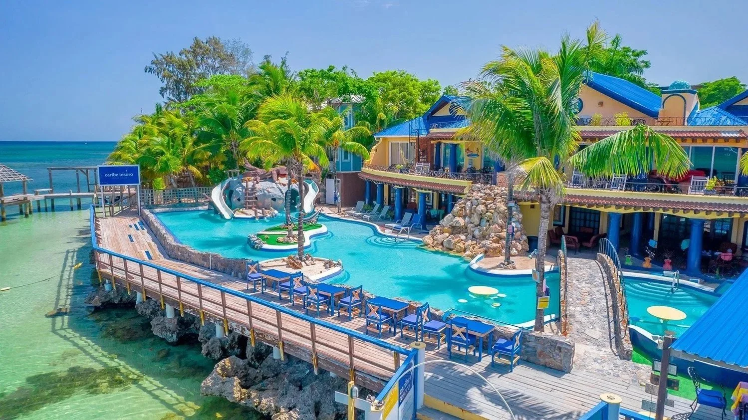 Caribe Tesoro Luxury Resort in Roatan.jpg