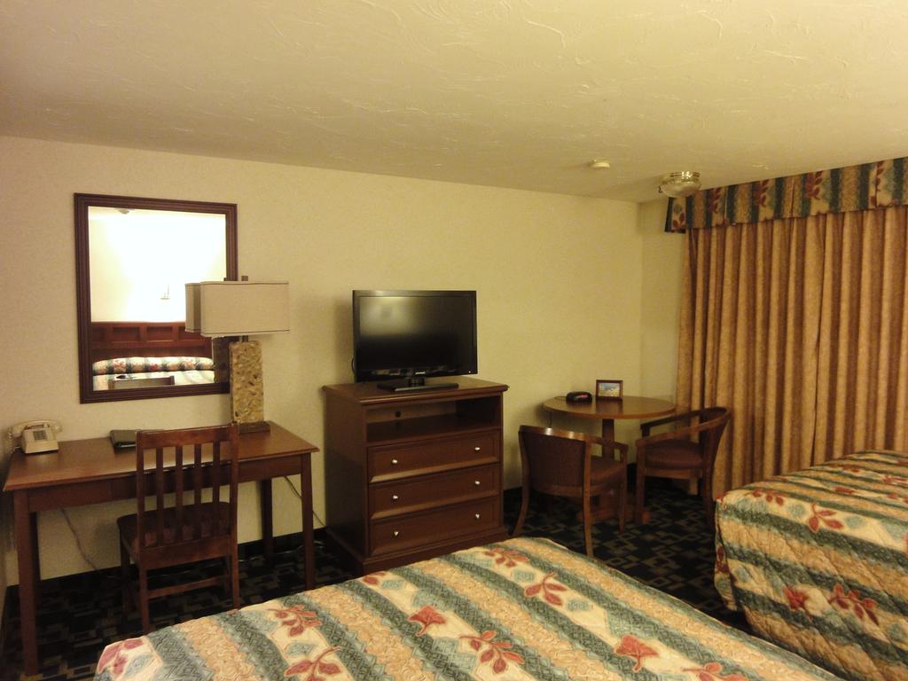 room.jpg