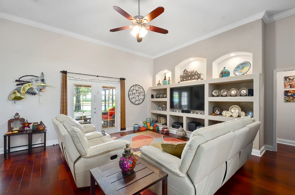 04_livingroom.jpg