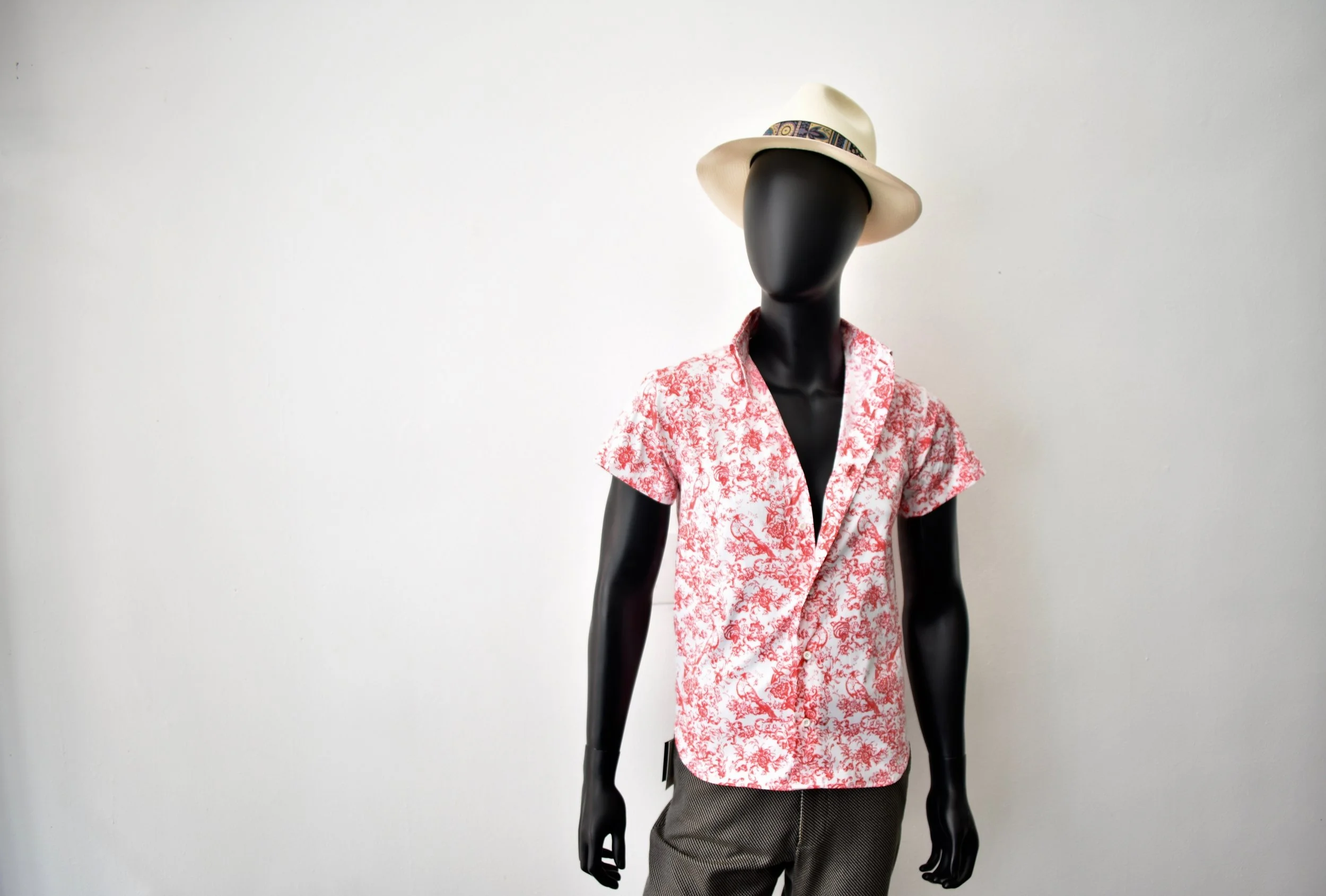 red-white-collared-shirt-tshirt-differentregard