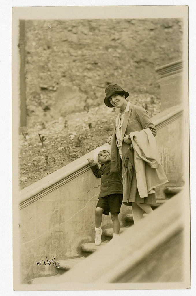Mother and child on steps down to Pettman's platform between Newgate gap and Walpole Bay, Cliftonville, Kent. ©Ralph Billington ©SEAS Photography