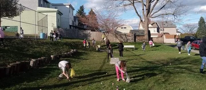 easter egg hunt 1.jpg