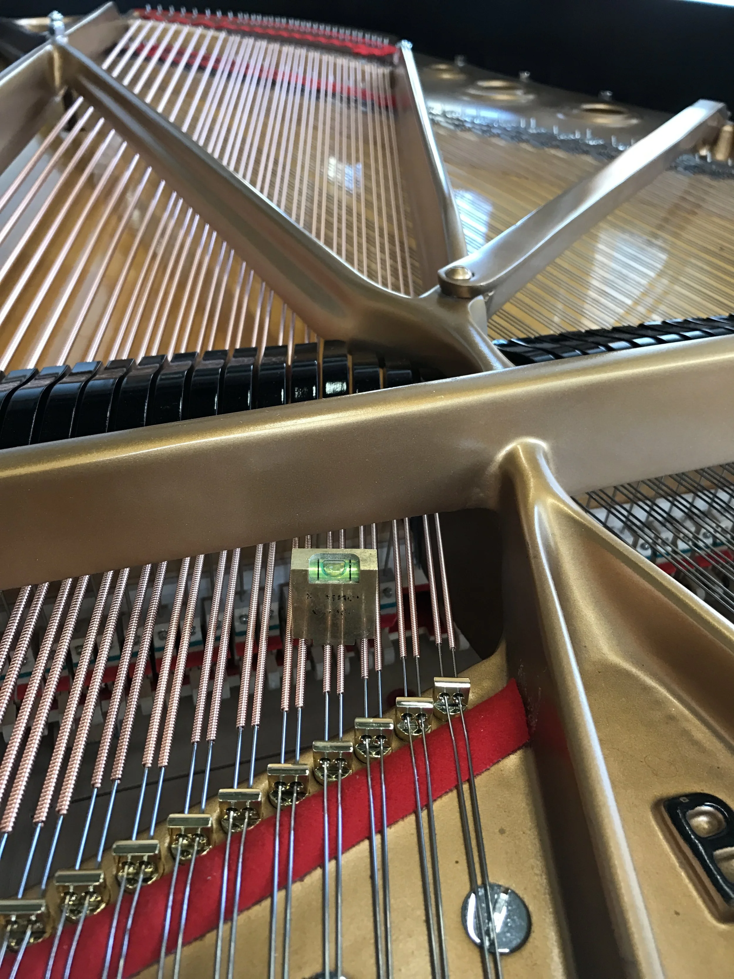  Steinway Stringing &amp; String Leveling  