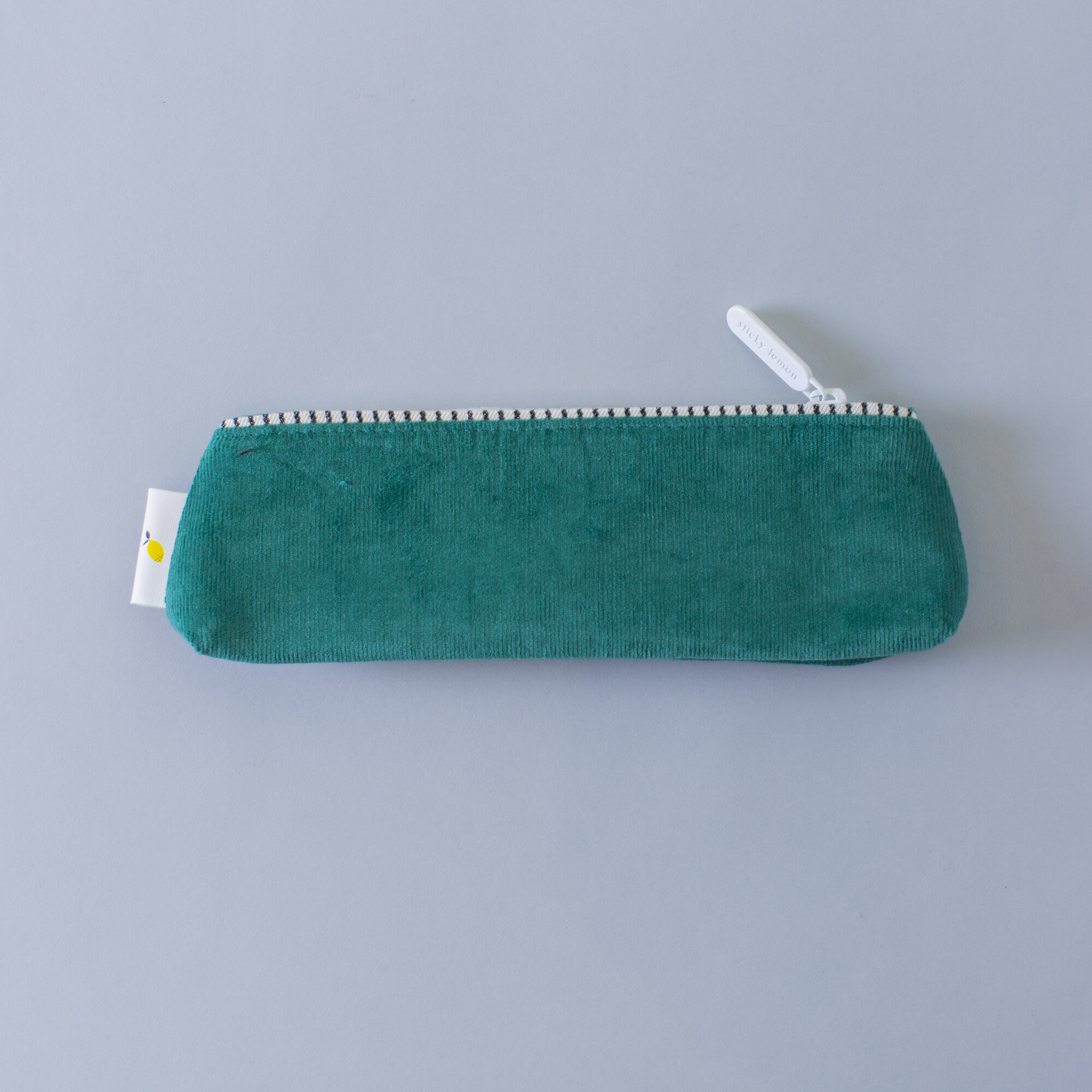 Minni_StickyLemon_PencilCase_1.jpg