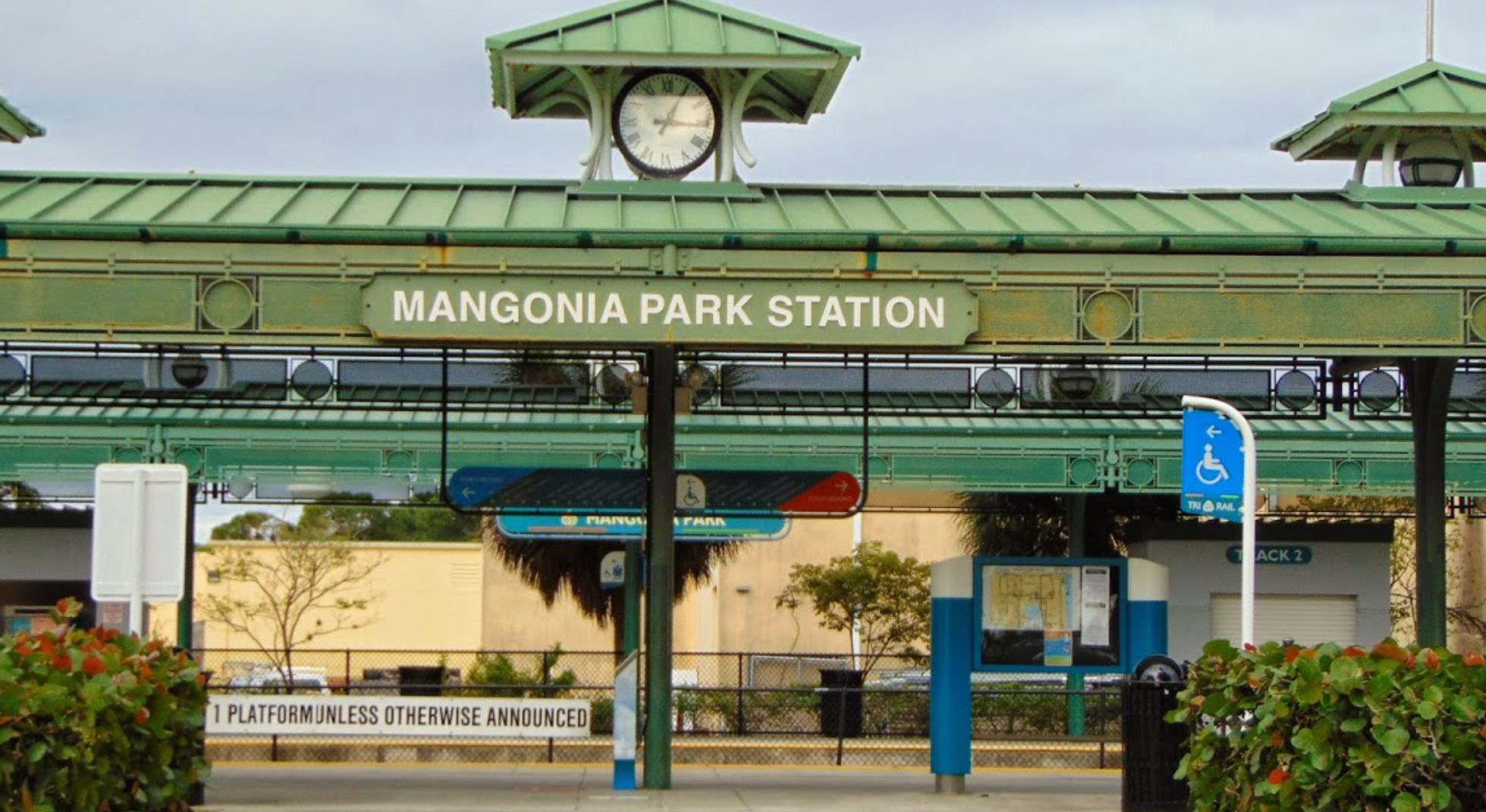 Tri Rail Mangonia Park Station