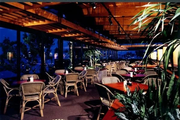 Houston's Restaurant
