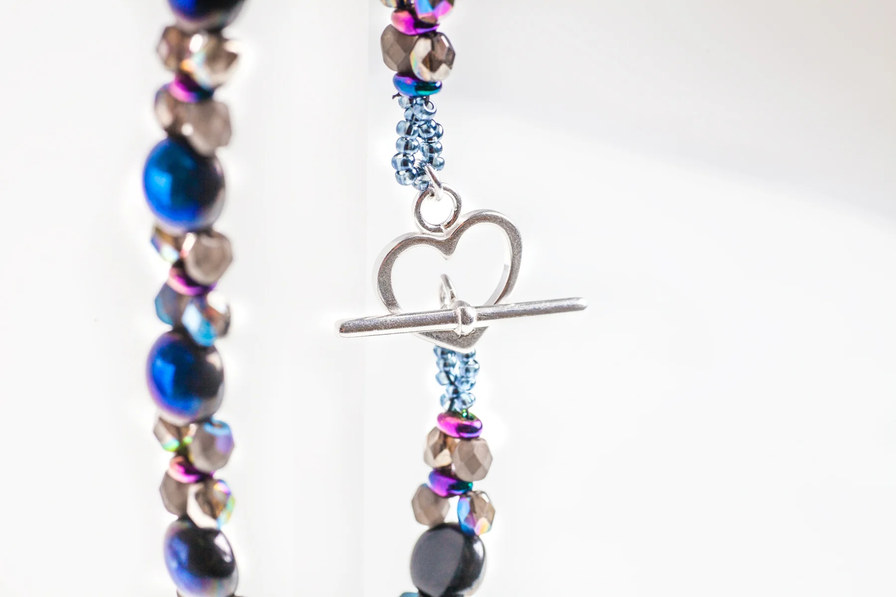 Blue-Silver-Bracelet-Candy-Beads-Lena-Gillespie-013-SSPACE-WEB.jpg