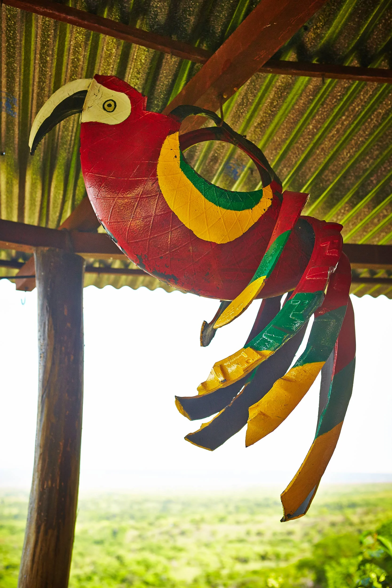 Tyre-Recycled-into-a-Toucan,-Costa-Rica-REV.jpg