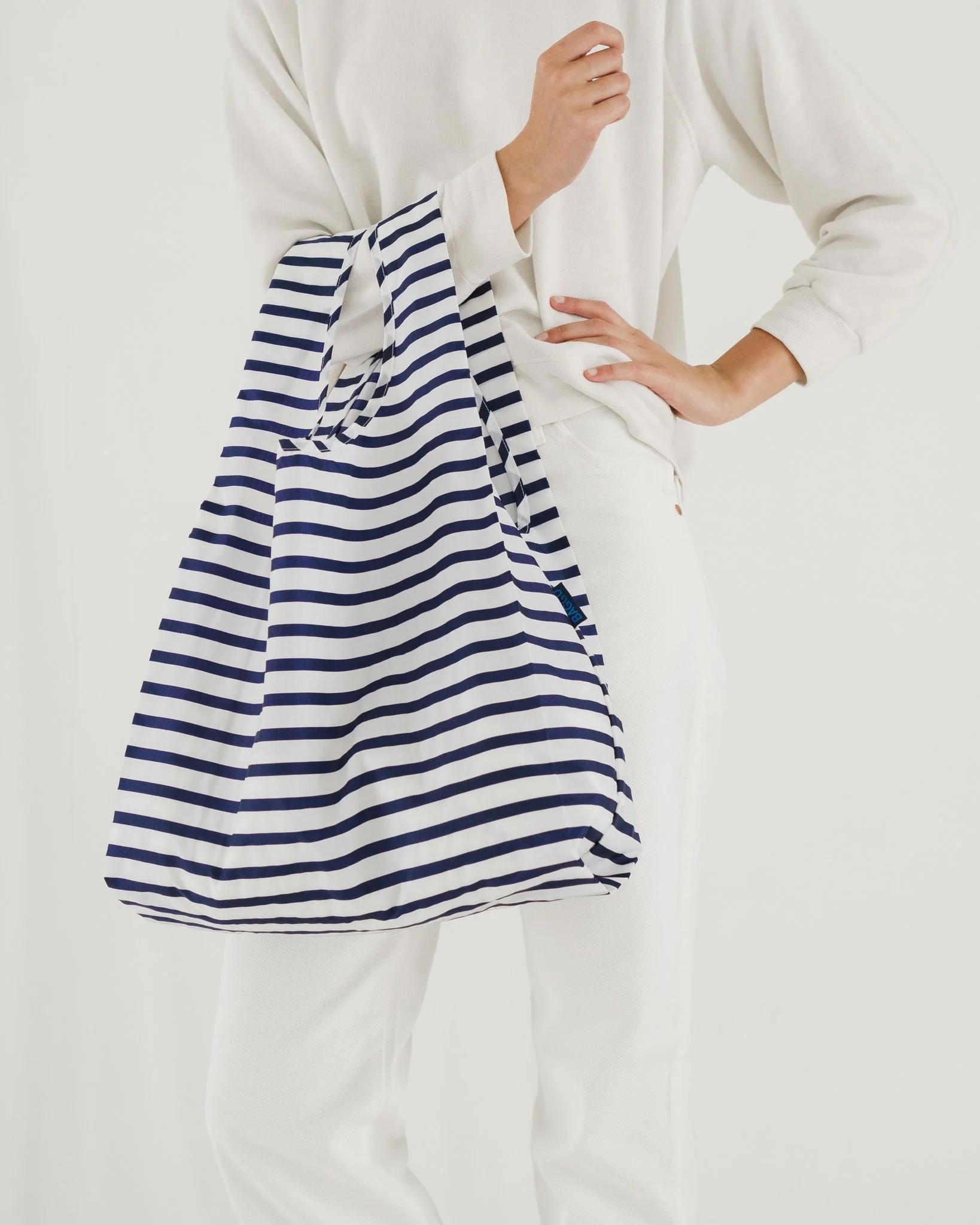 Standard_Baggu_Ripstop_Sailor_Stripe-03_61a1a28f-70ac-451c-908f-84fb0e6efc50_2048x2048.jpg