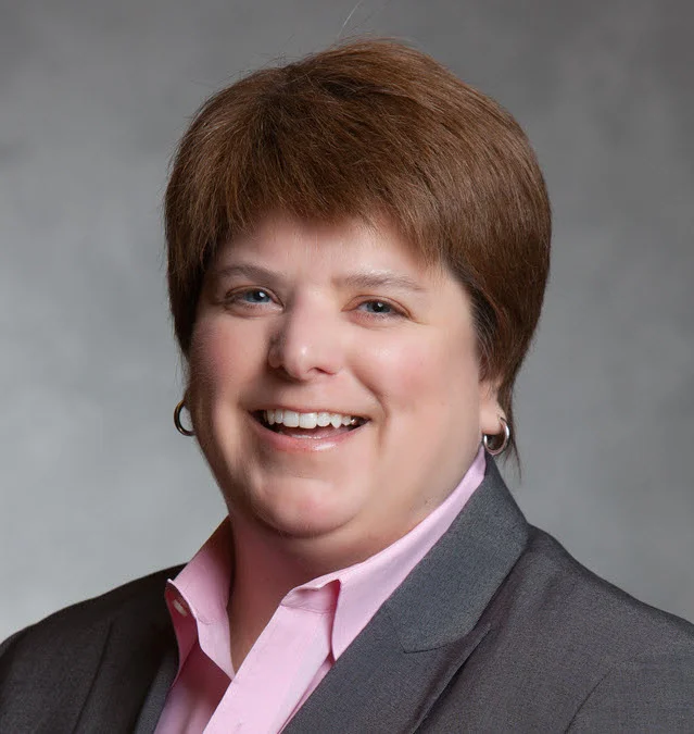 ERT-Karin Beckstrom Headshot.jpg
