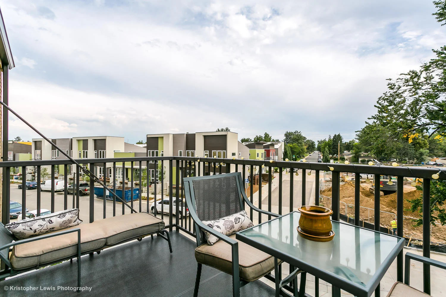 2835 Parkside 301 Denver CO-large-021-002-Terrace1-1500x1000-72dpi.jpg