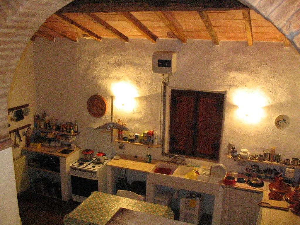nido kitchen.jpg