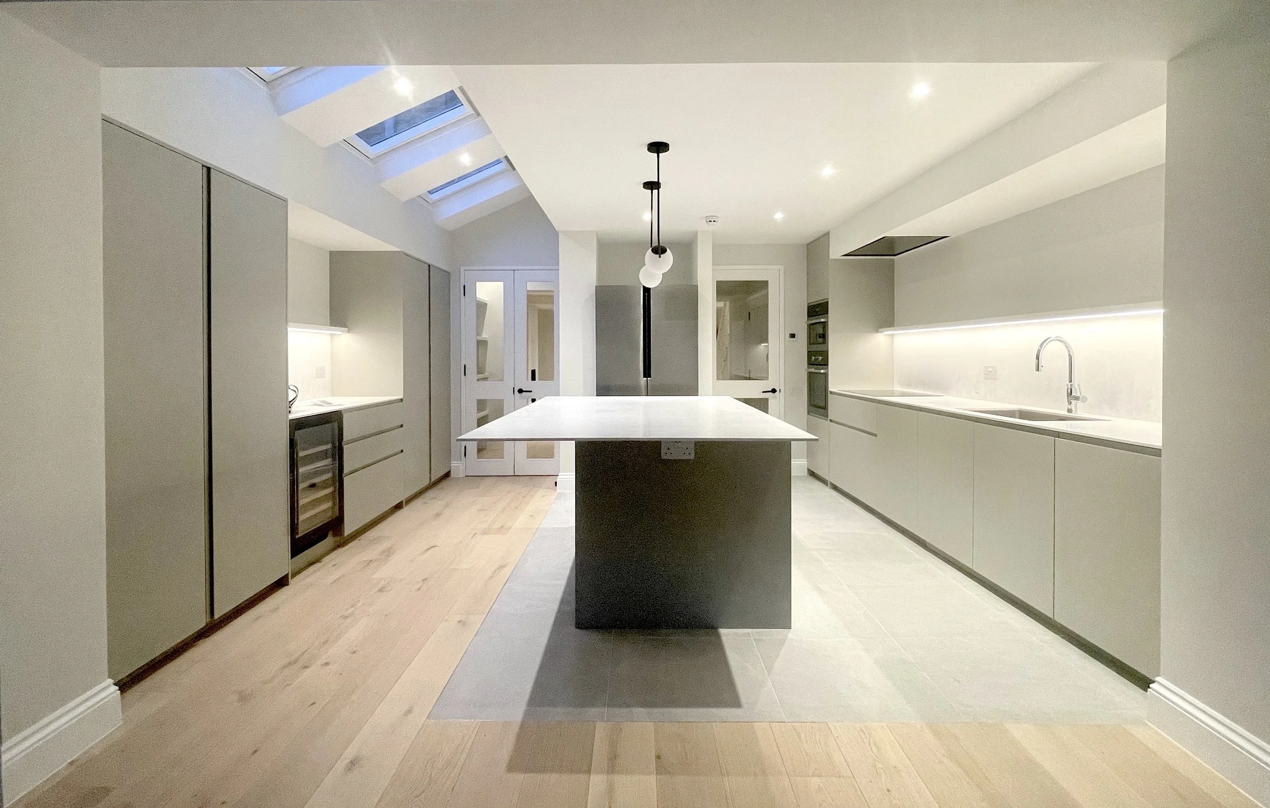 Kitchen01.jpg