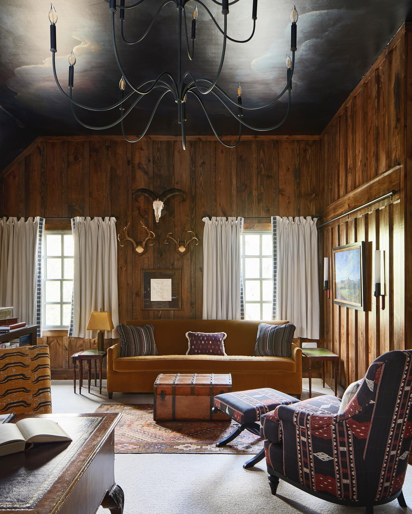 Ranch-inspired Old West Austin home office by @amityworrelco #interiors
