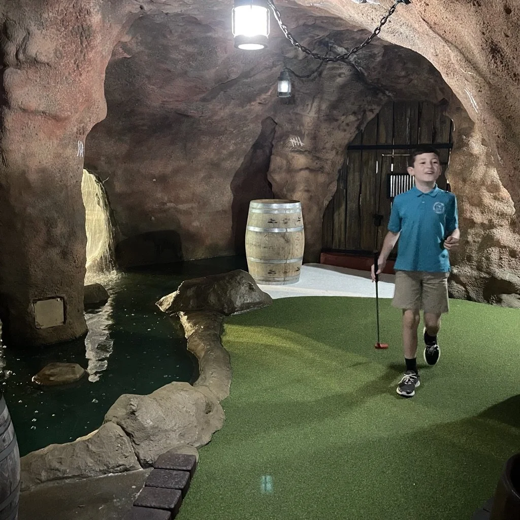 Blackbeard's Challenge cave hole