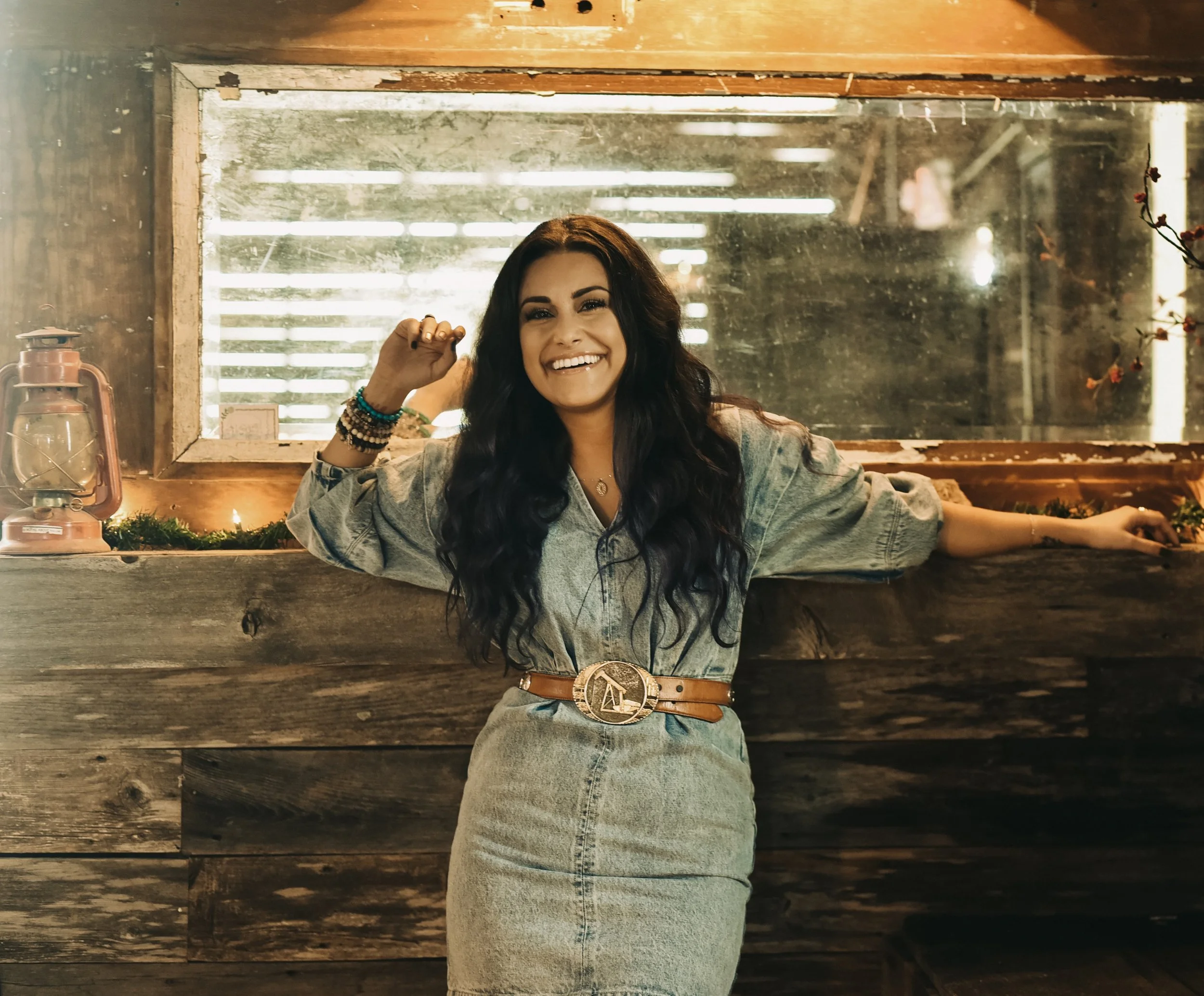 Interview with Country Singer Alyssa Micaela by Melina Morry