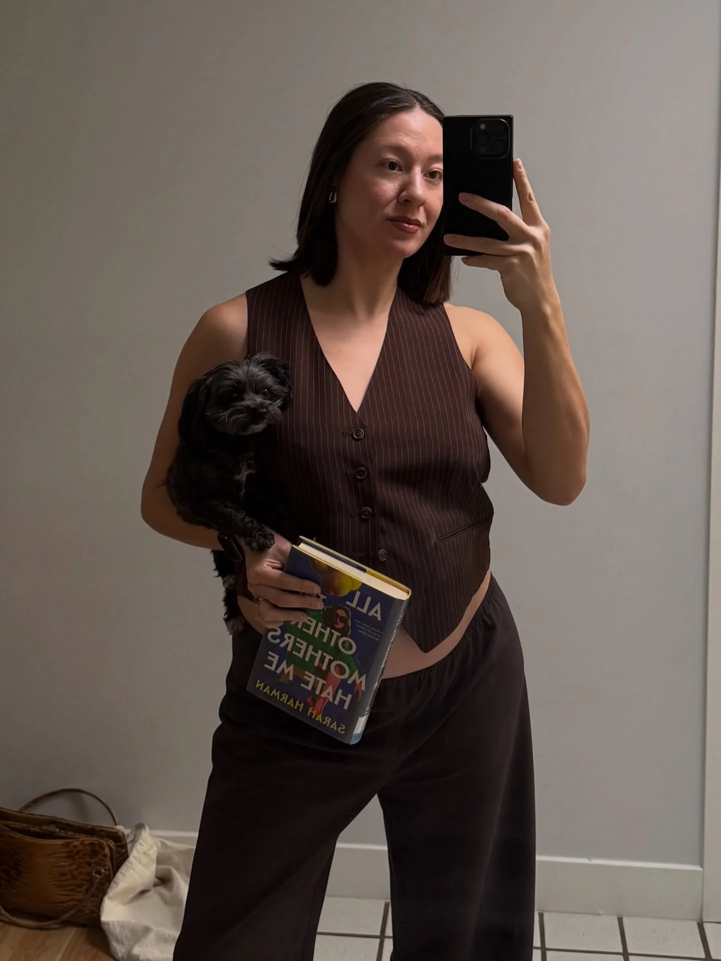 This quote from All the Other Mothers Hate Me by @sarah_harman_writer!! If my twins could be folded up like origami and kept safe forever, I&rsquo;d do it too 🥹 #recentlyread