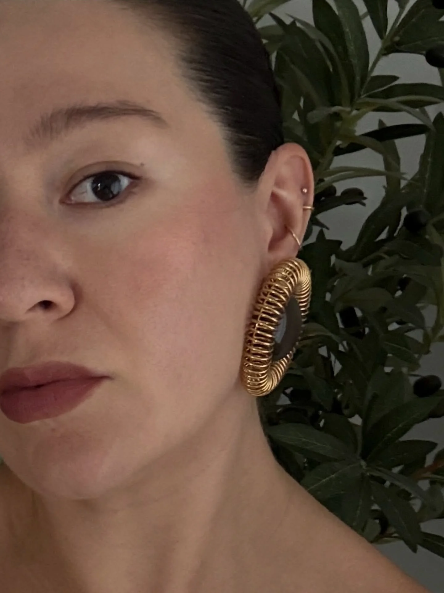 A moment for the maternity shoot glam (that I did while the twins were at preschool) #fashionmama