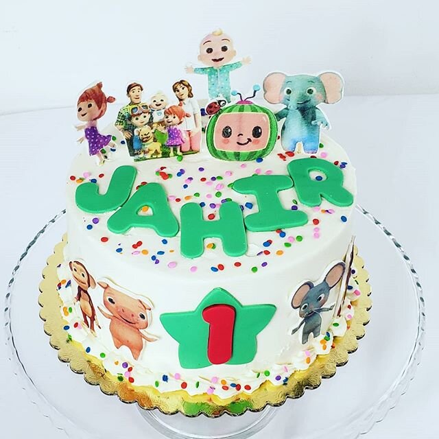 Totally a fun cake to make for a 1st birthday!! #cocomelon 
#quarantinebirthdaycake 
#tobagobaker #cakesintobago #cateringintobago #tobagocakes #niceandsweettgo