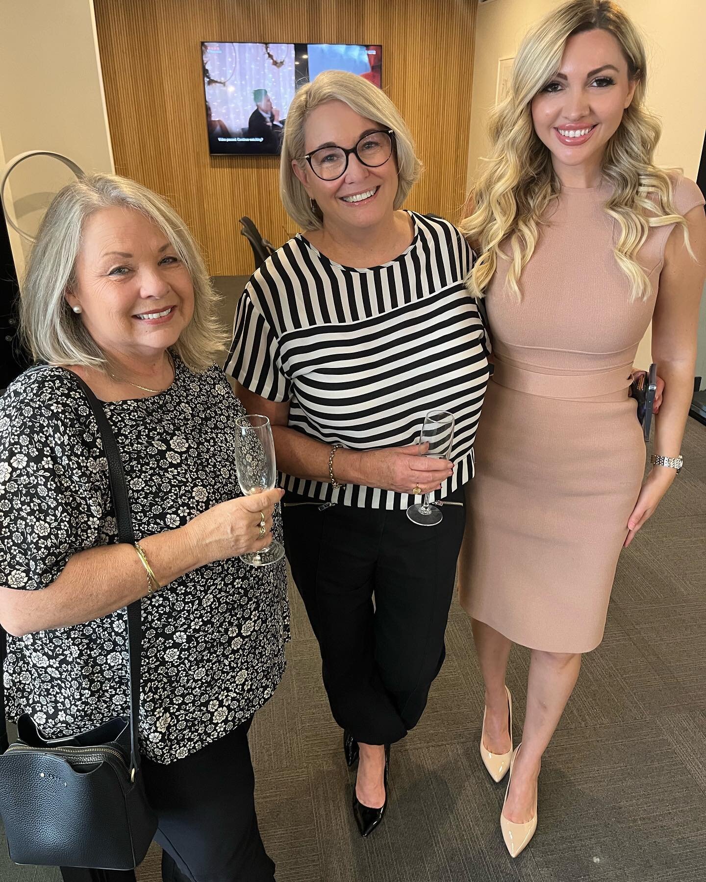 Kathryn, Jen and Andrea at the Reports Online event last week. 
Second photo Cassandra and Jen. 
Thanks for your support! #assetreports #reportsonline #paperlesspcrs