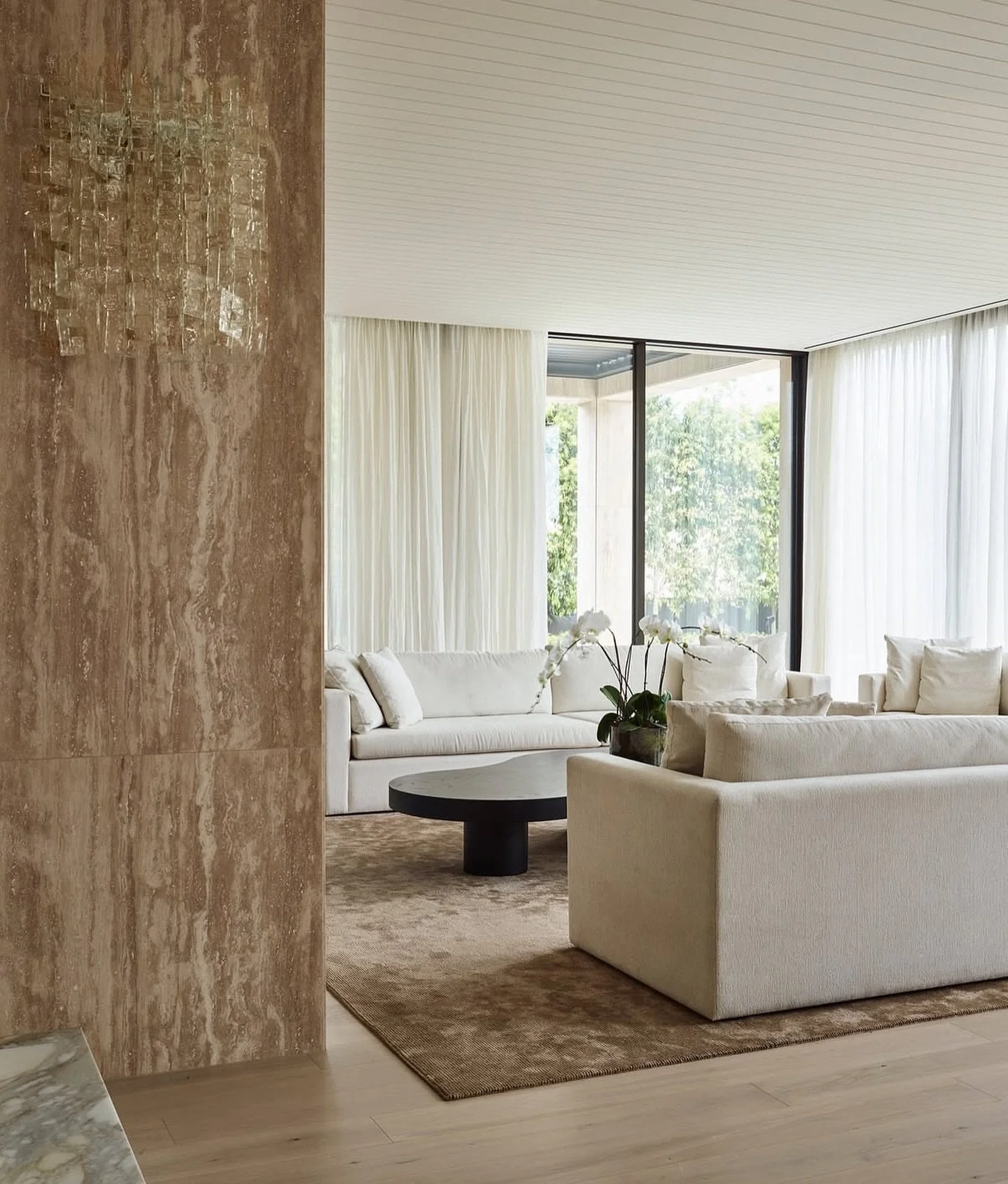 The one and true love of interiors @davidhicksdesign #interior #design #houses #realestate #beauty