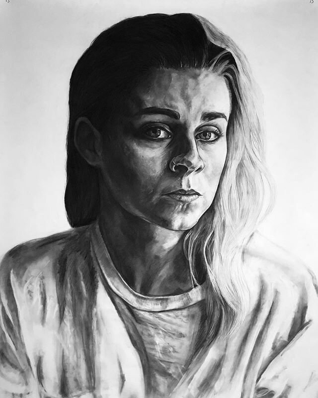 Pardon the messy desk. Vocalist no.3 of the series - @lynngvnn (charcoal, 36&rdquo;x48&rdquo;) I&rsquo;ve loved the band @thisispvris since I first heard their single St.Patrick about 6 years ago, and am obsessed with Lynn&rsquo;s vocals. So I just h