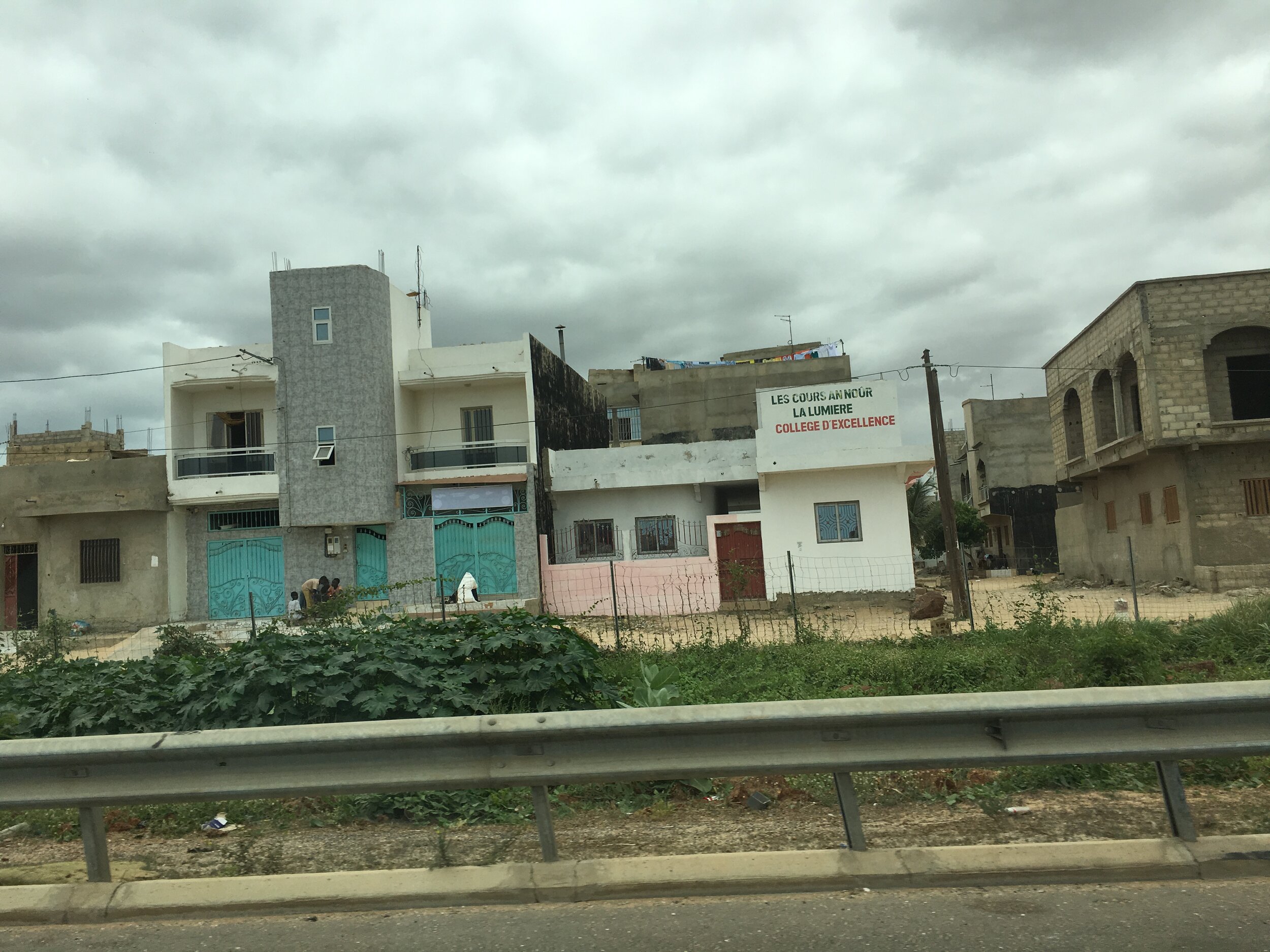 "College D'Excellence" 18