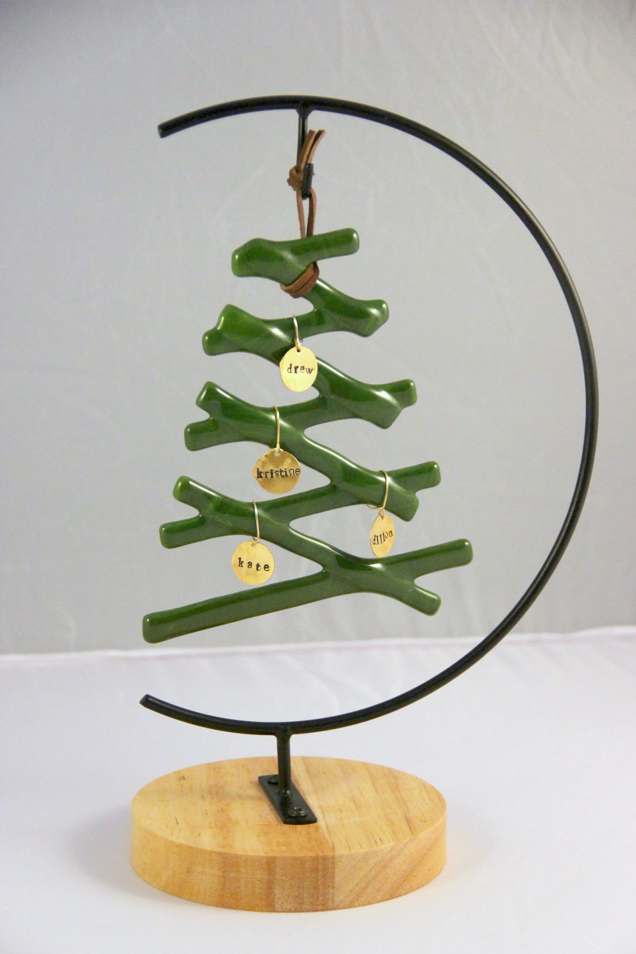 Christmas2017 - minamilist christmas tree-2.jpg