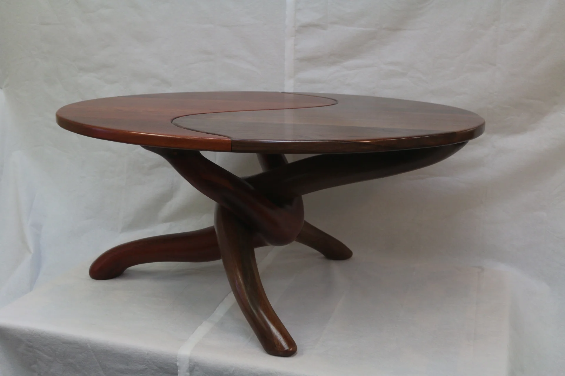 Vedad Honeymoon Table2.JPG