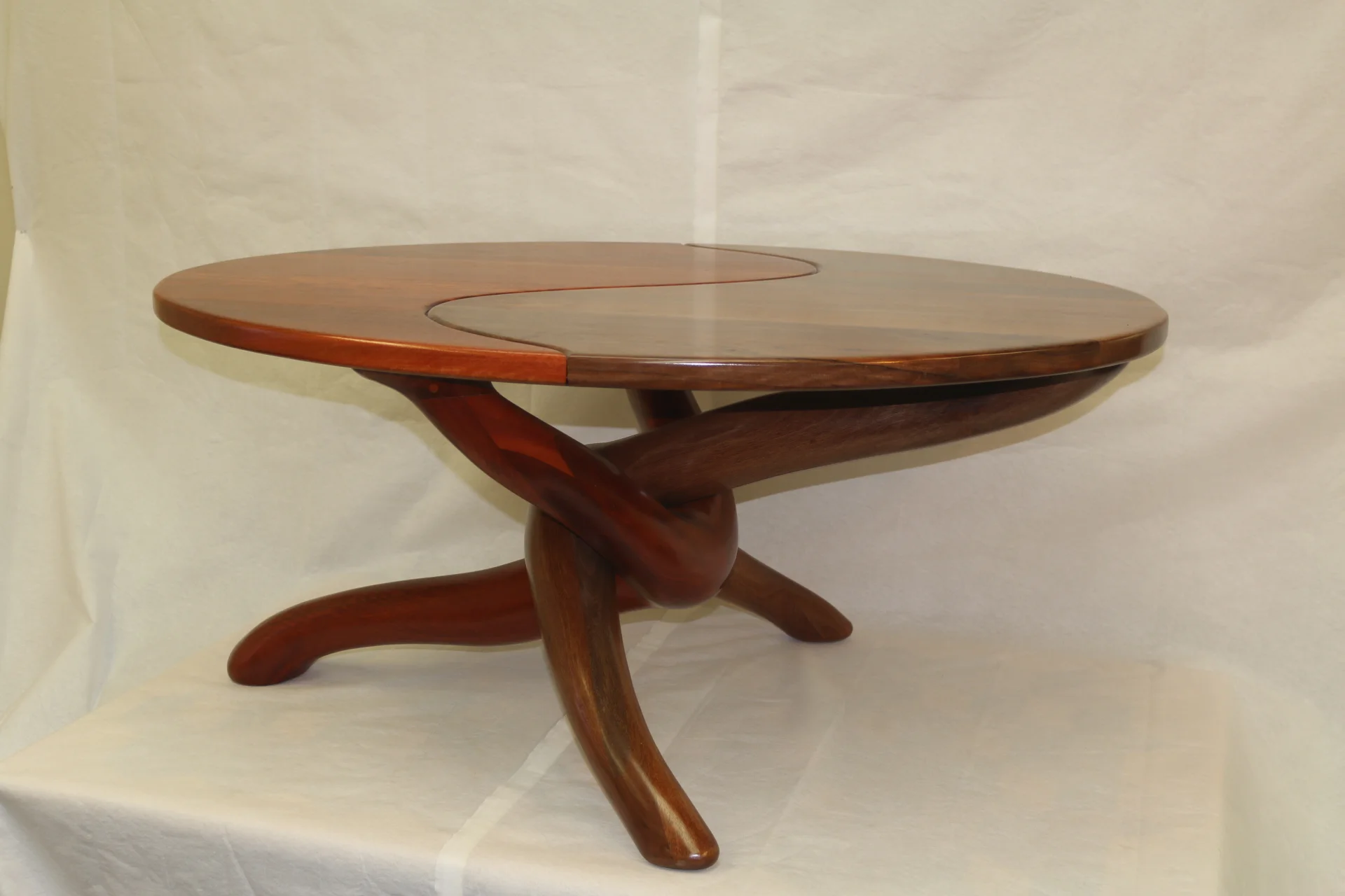 Vedad Honeymoon Table3.JPG