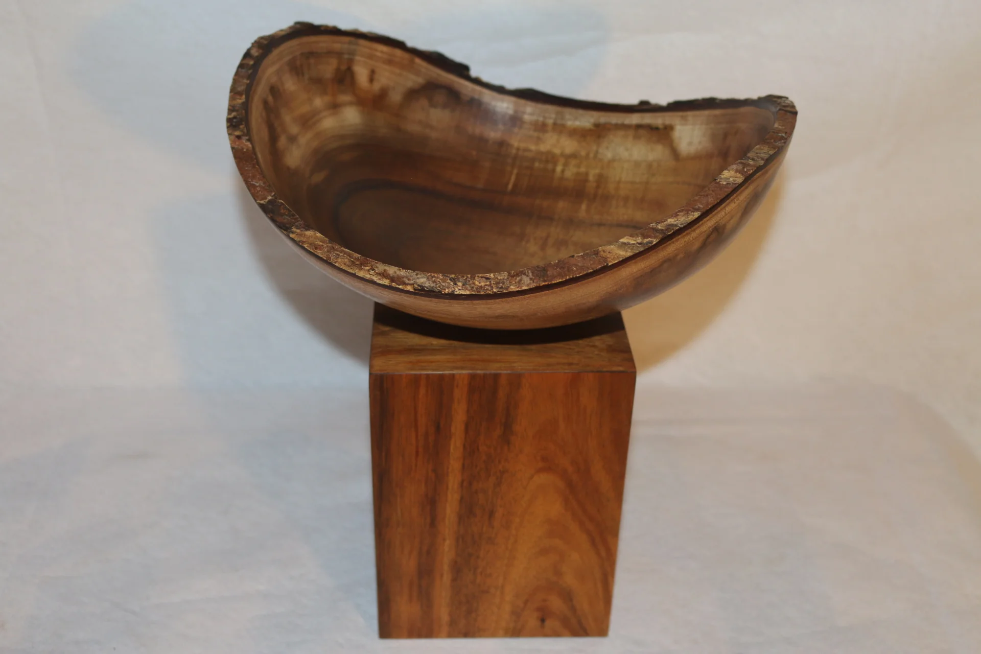 LP9 Koa Bowl LP9.JPG