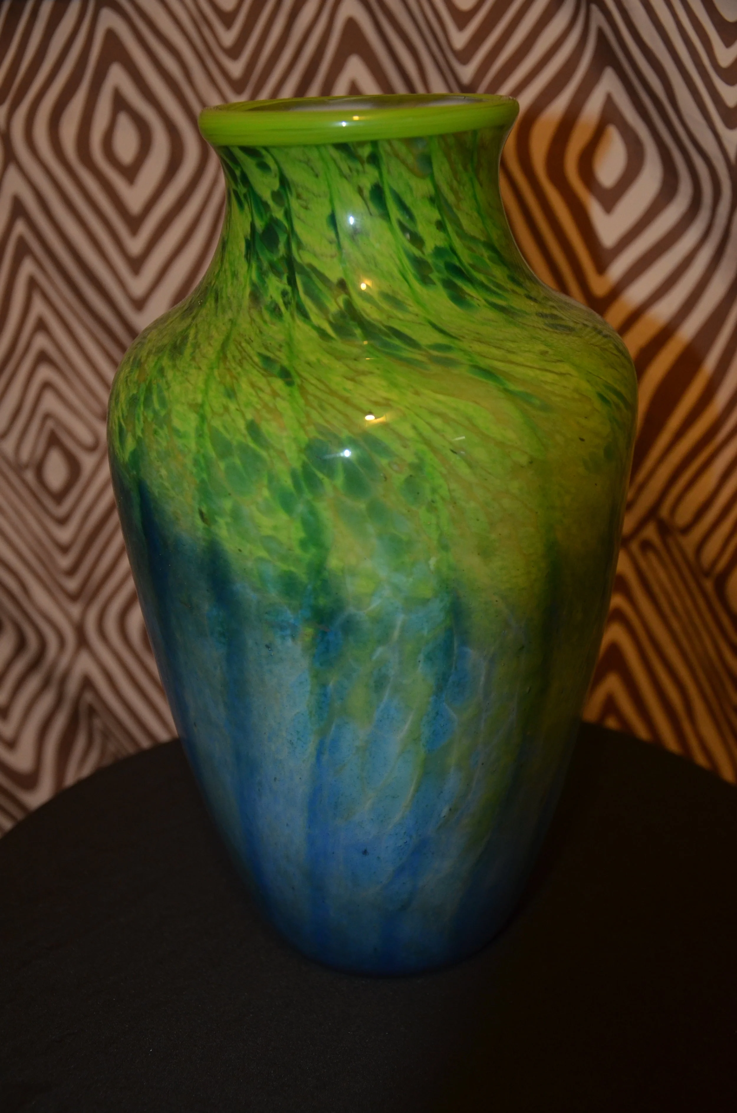 Stempel_L_Vase5.1_375$ 5x12x5.JPG