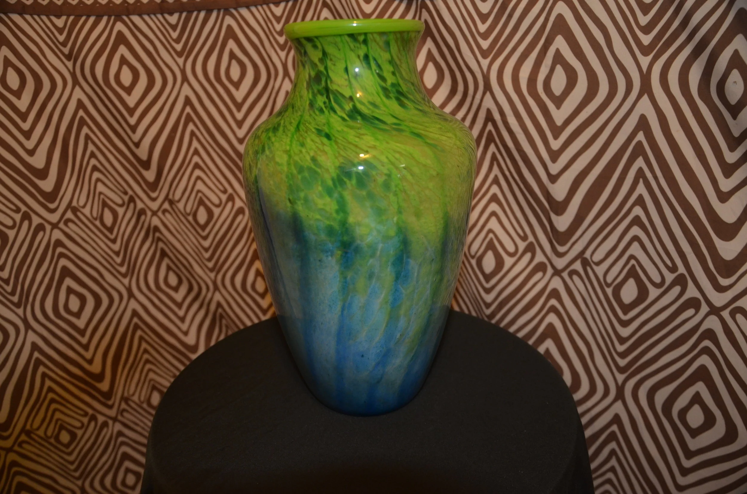 Stempel_L_Vase5.3_375$ 5x12x5.JPG