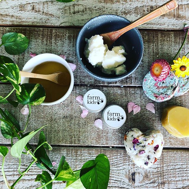 OUR FABULOUS NEW WORKSHOP!
Due to the popularity of making natural products with the kids on some of our workshops we&rsquo;ve decided to bundle them together and create a workshop dedicated to just that. Our DIY NATURAL PRODUCTS workshop is now live